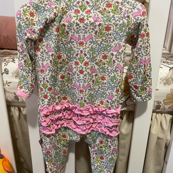 Magnetic Me Modal Sleeper - Picture 3 of 3